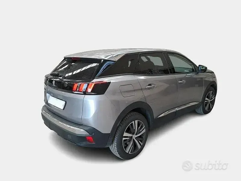 Usata Peugeot 3008 Allure 130 CV (95 kW) 2023 Grigio SUV