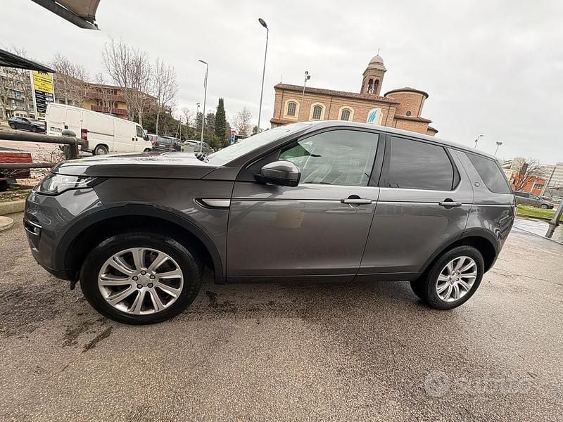 Usata Land Rover Discovery Sport HSE Luxury 150 CV (110 kW) 2015 Grigio SUV