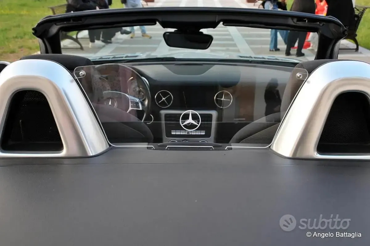 Usata Mercedes SLK200 184 CV (135 kW) 2012 Grigio Cabrio