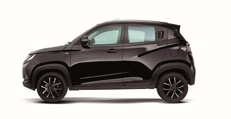 Nero Nuova 2025 Mahindra KUV100 SUV | 9970 € (Ottimo prezzo) - Immagine 1/1
