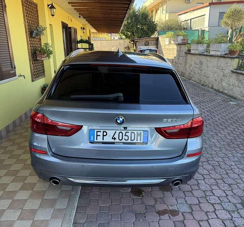 Usata BMW 520 Luxury Line 190 CV (139 kW) 2018 Station wagon