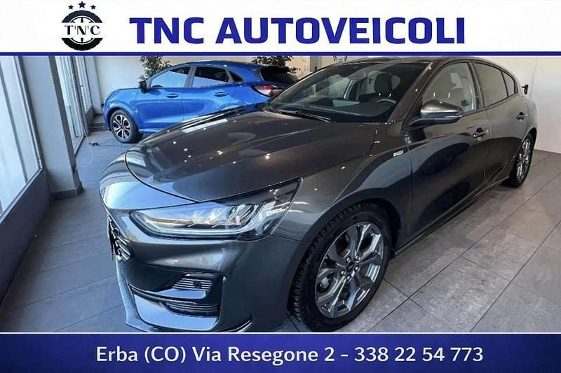 Grigio Usata 2024 Ford Focus ST-Line Berlina | 21.900 € (Buon prezzo) - Immagine 1/4