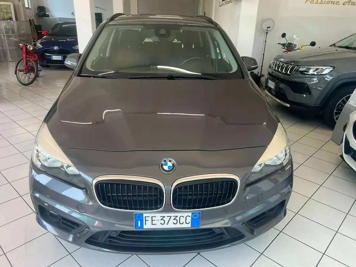 Usata BMW 216 Active Tourer Advantage 102 CV (75 kW) 2016 Grigio Monovolume