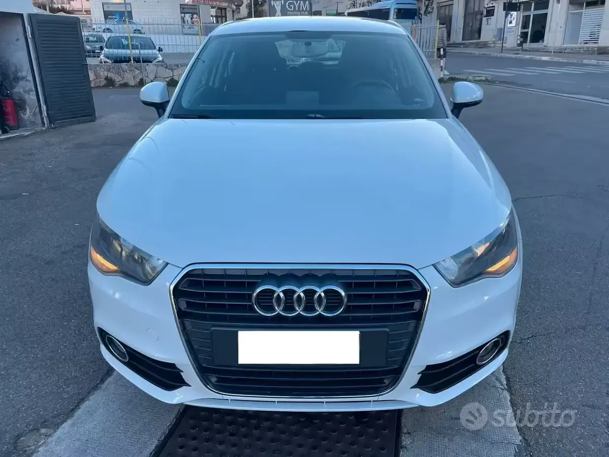 Usata Audi A1 90 CV (66 kW) 2014 Bianco Utilitaria