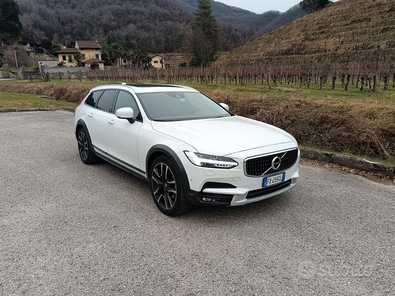Bianco Usata 2019 Volvo V90 CC Pro Station wagon | 23.500 € (Super prezzo) - Immagine 1/4