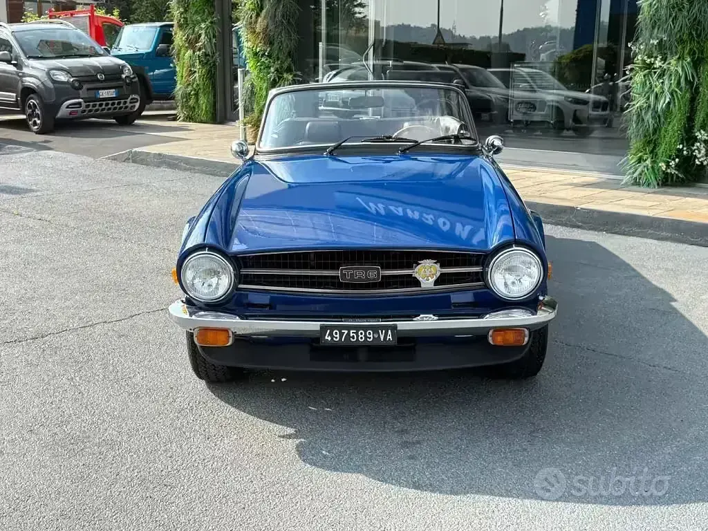 Usata Triumph TR6 150 CV (110 kW) 1970 Blu Cabrio