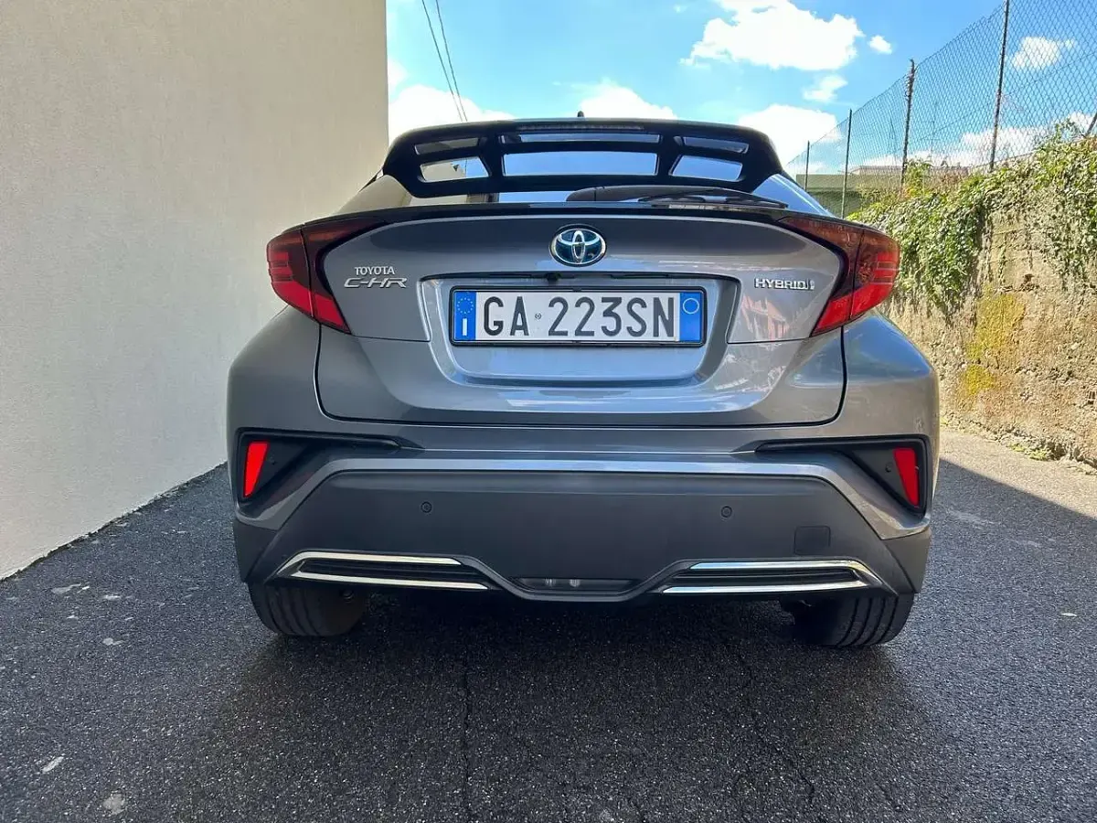 Usata Toyota C-HR Trend 152 CV (111 kW) 2020 Grigio SUV