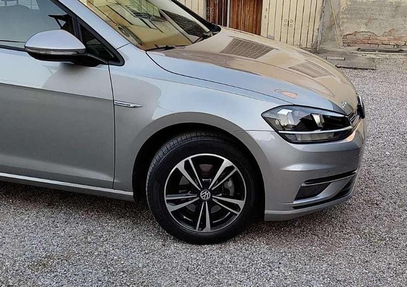 Usata VW Golf VII Executive 131 CV (96 kW) 2019 Berlina