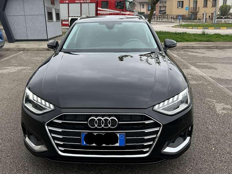 Usata Audi A4 Advanced Plus 163 CV (119 kW) 2021 Nero Station wagon