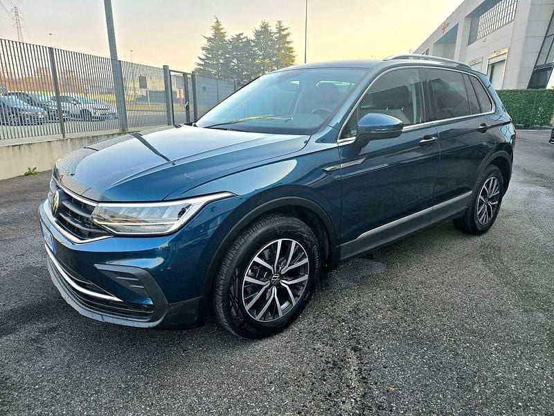 Usata VW Tiguan Life 150 CV (110 kW) 2022 Night shade SUV