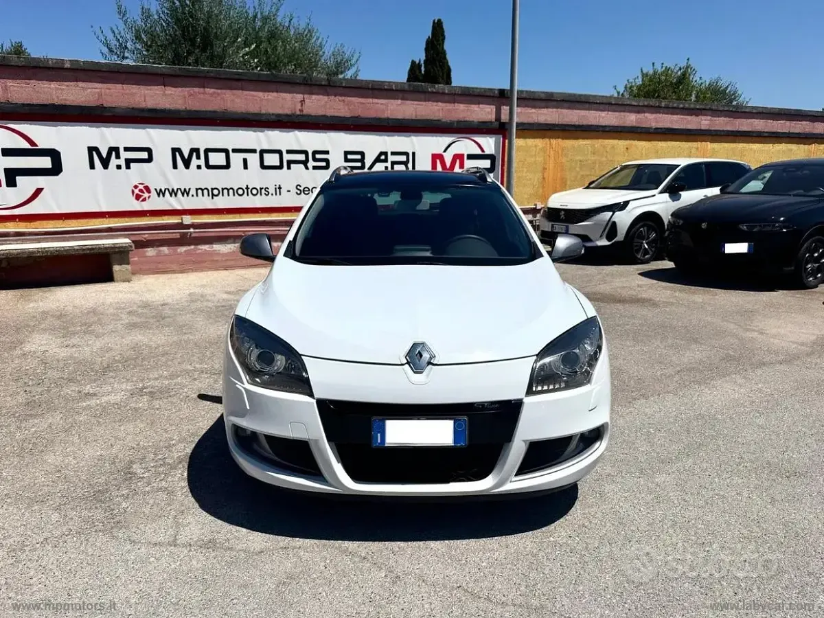 Usata Renault Mégane GT Line GT-Line 110 CV (80 kW) 2010 Bianco Station wagon