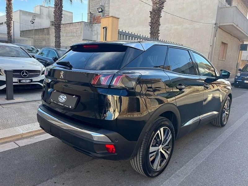 Usata Peugeot 3008 Allure 131 CV (96 kW) 2022 Nero SUV
