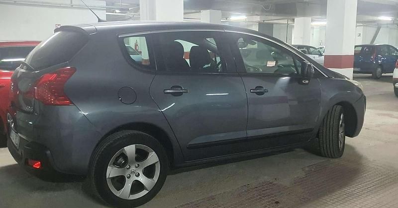 Usata Peugeot 3008 Business-Line 111 CV (81 kW) 2011 Station wagon