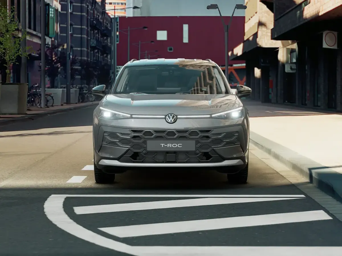 Nuova VW T-Roc Style 150 CV (110 kW) 2026 Wolf grey metallizzato nero SUV