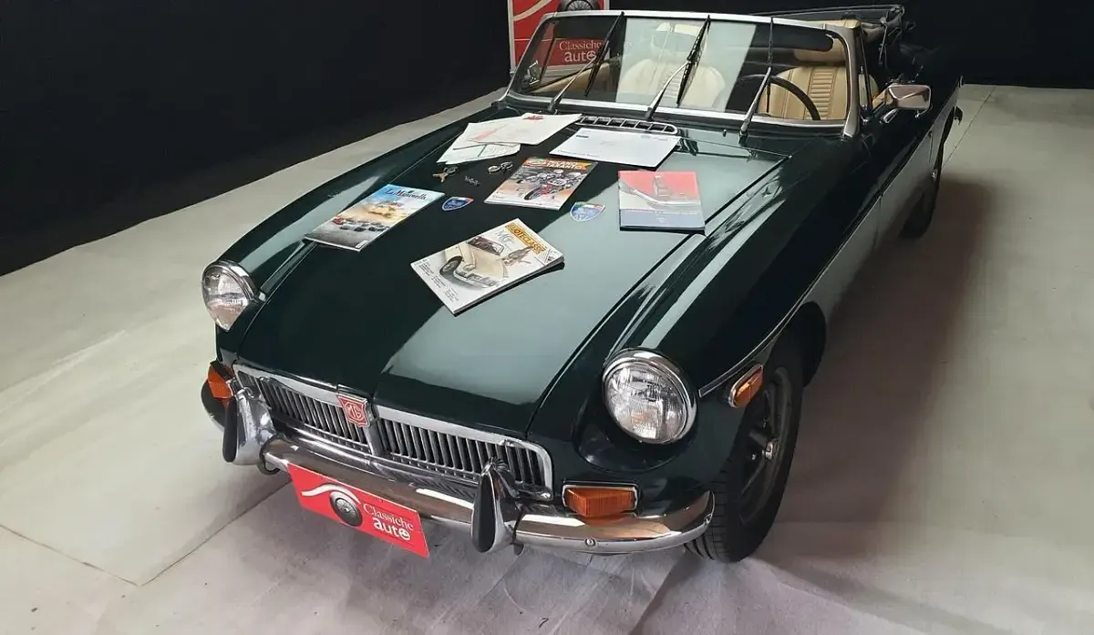 Usata MG B 94 CV (69 kW) 1974 Verde Cabrio