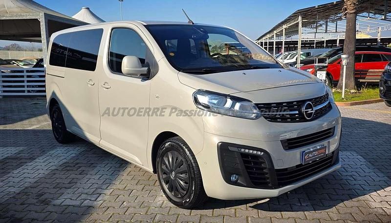 Usata Opel Zafira Life Business 120 CV (88 kW) 2020 Beige Monovolume