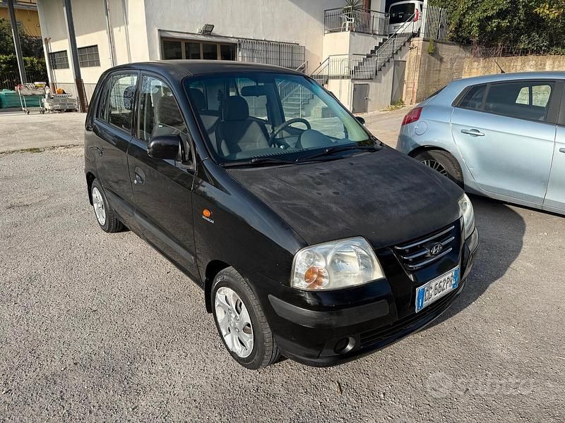 Usata Hyundai Atos Active 59 CV (43 kW) 2005 Nero Utilitaria
