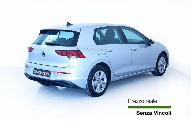 Usata VW Golf VII Life 150 CV (110 kW) 2021 Argento Utilitaria
