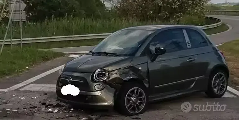 Usata Fiat 500 75 CV (55 kW) 2009 Verde Cabrio
