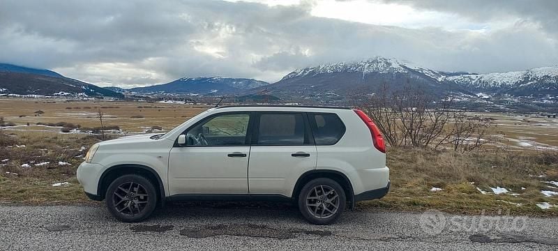 Usata Nissan X-Trail 150 CV (110 kW) 2008 Bianco SUV