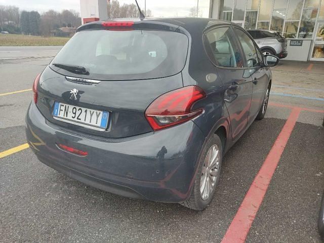 Usata Peugeot 208 Allure 2018 Nero Utilitaria