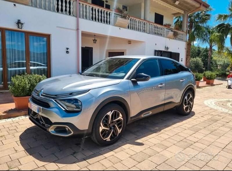 Usata Citroën C4 131 CV (96 kW) 2021 Grigio SUV