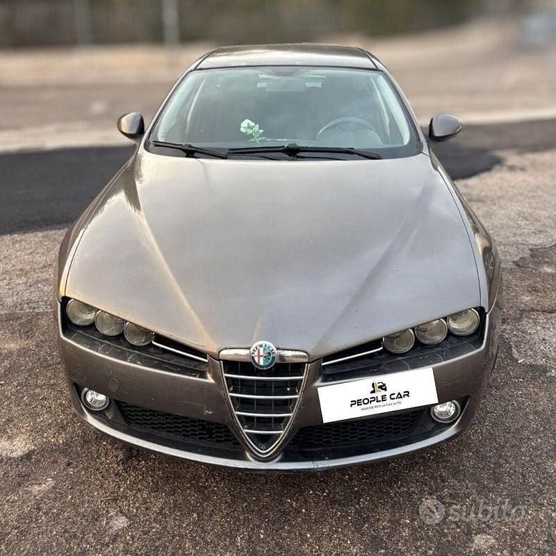 Grigio Usata 2007 Alfa Romeo 159 Station wagon | 2900 € - Immagine 1/4