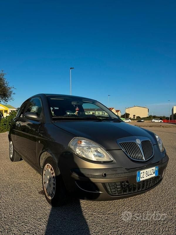 Usata Lancia Ypsilon 2006 Utilitaria