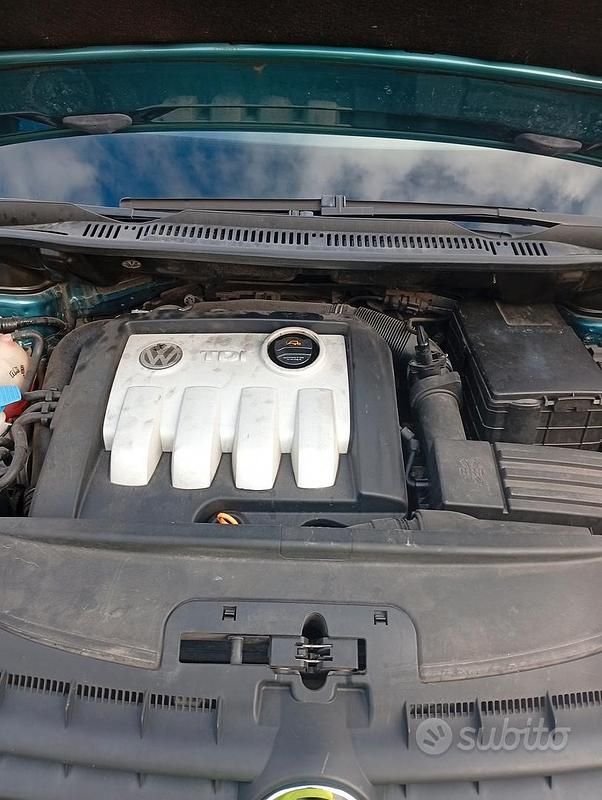 Usata VW Touran 2005 Verde Monovolume