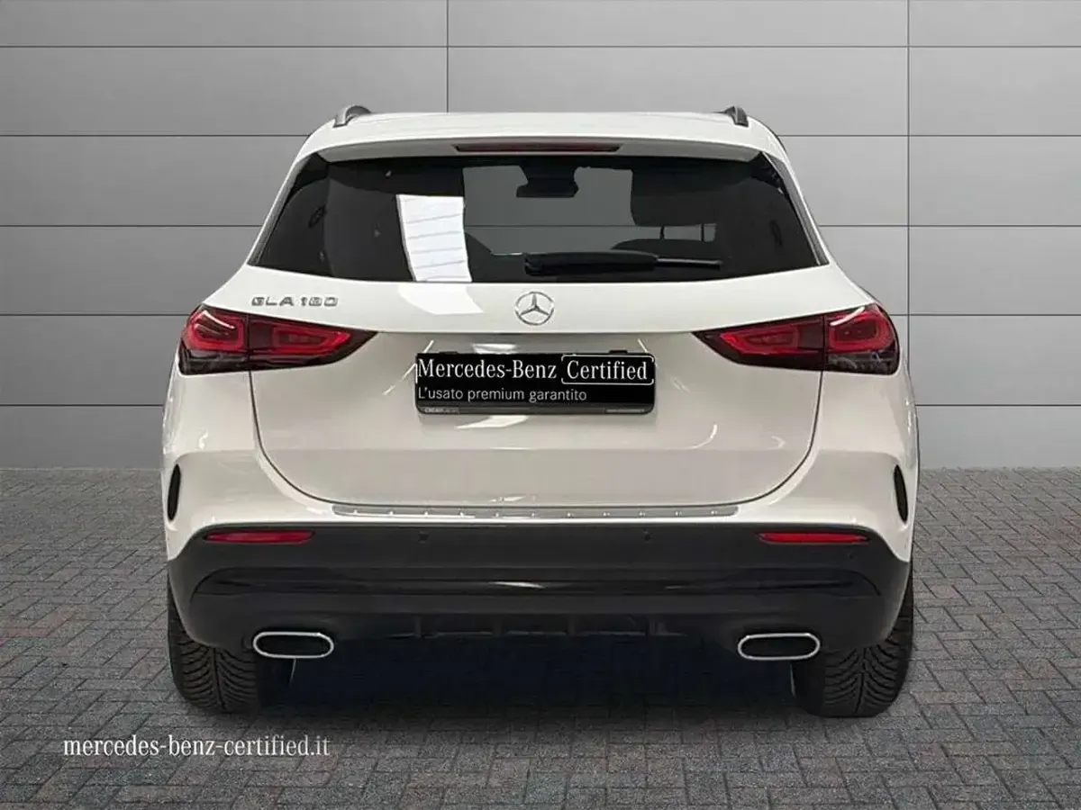 Usata Mercedes GLA180 Premium 136 CV (100 kW) 2021 Bianco SUV