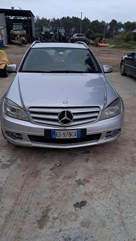 Usata Mercedes C220 Avantgarde 170 CV (125 kW) 2009 Grigio Station wagon
