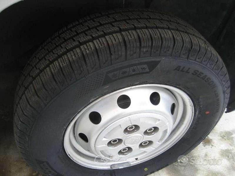 Usata Fiat Ducato 131 CV (96 kW) 2017 Bianco Furgone