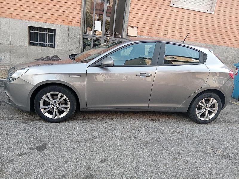 Usata Alfa Romeo Giulietta 120 CV (88 kW) 2016 Utilitaria