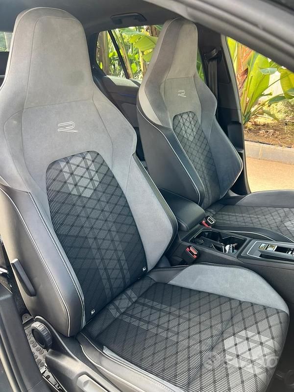 Usata VW Golf VII 150 CV (110 kW) 2021 Utilitaria