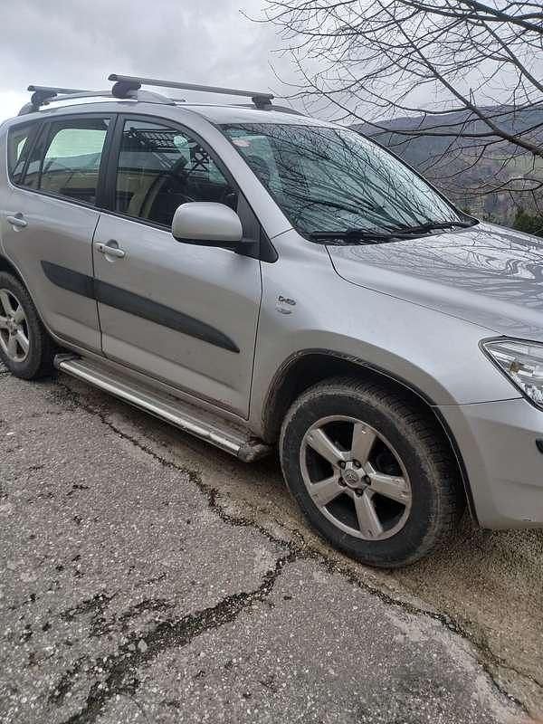 Usata Toyota RAV4 Luxury 136 CV (100 kW) 2007 SUV