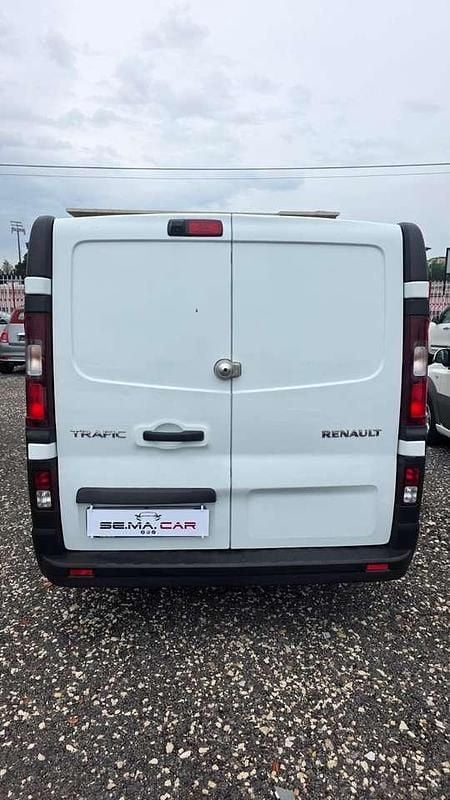 Usata Renault Trafic 145 CV (106 kW) 2017 Bianco Monovolume