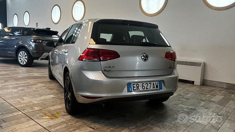 Usata VW Golf VII Comfortline 105 CV (77 kW) 2013 Grigio Berlina