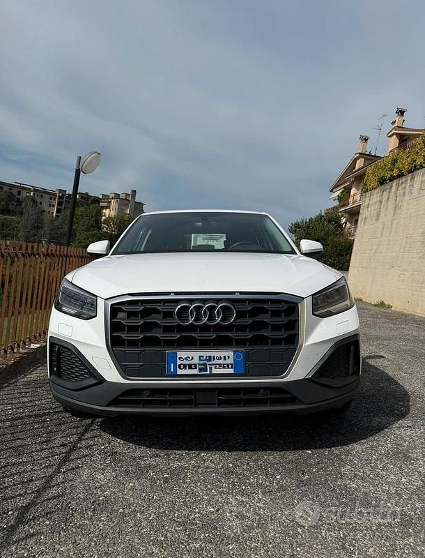 Usata Audi Q2 Business 116 CV (85 kW) 2023 Bianco SUV