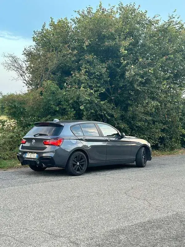 Usata BMW 118 150 CV (110 kW) 2019 Nero Berlina
