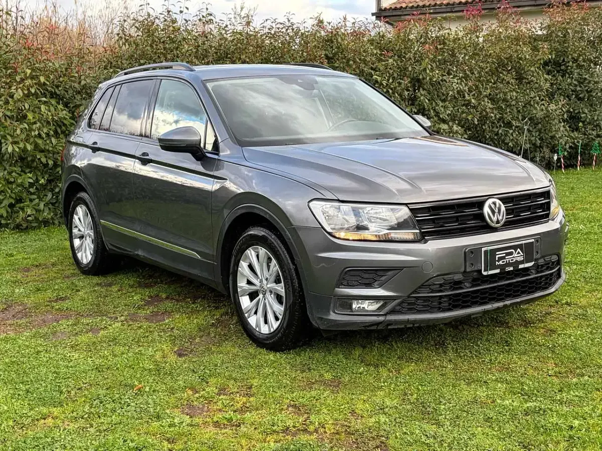 Usata VW Tiguan Business 116 CV (85 kW) 2018 Grigio SUV