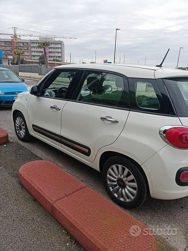 Usata Fiat 500L Business 95 CV (69 kW) 2017 Bianco Monovolume