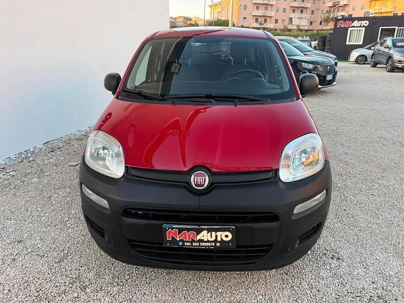 Usata Fiat Panda Pop 75 CV (55 kW) 2016 Rosso Utilitaria