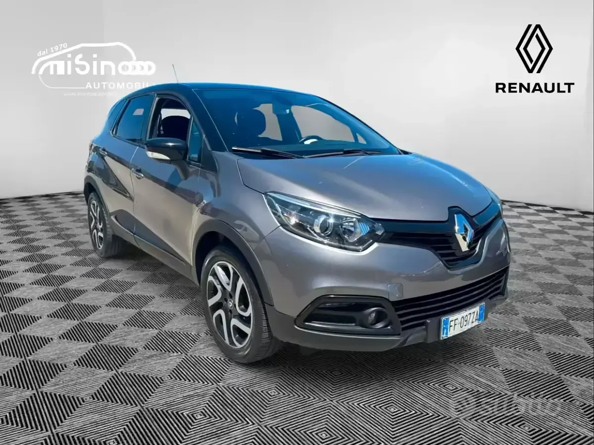Usata Renault Captur Zen 90 CV (66 kW) 2016 Grigio SUV