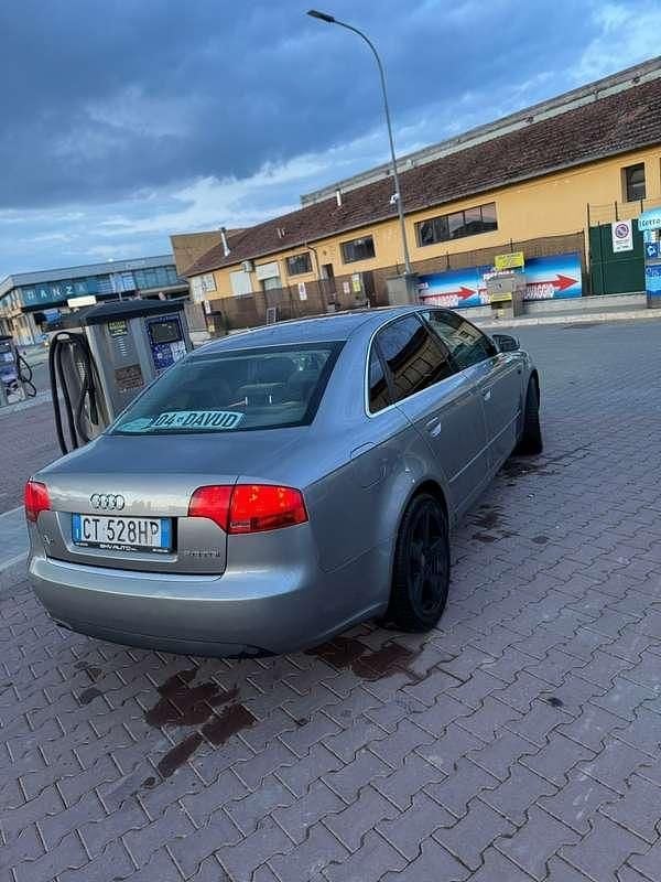 Usata Audi A4 Ambiente 140 CV (102 kW) 2005 Grigio Berlina