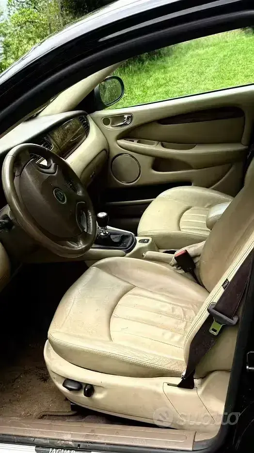 Usata Jaguar X-type Executive 131 CV (96 kW) 2003 Nero Berlina