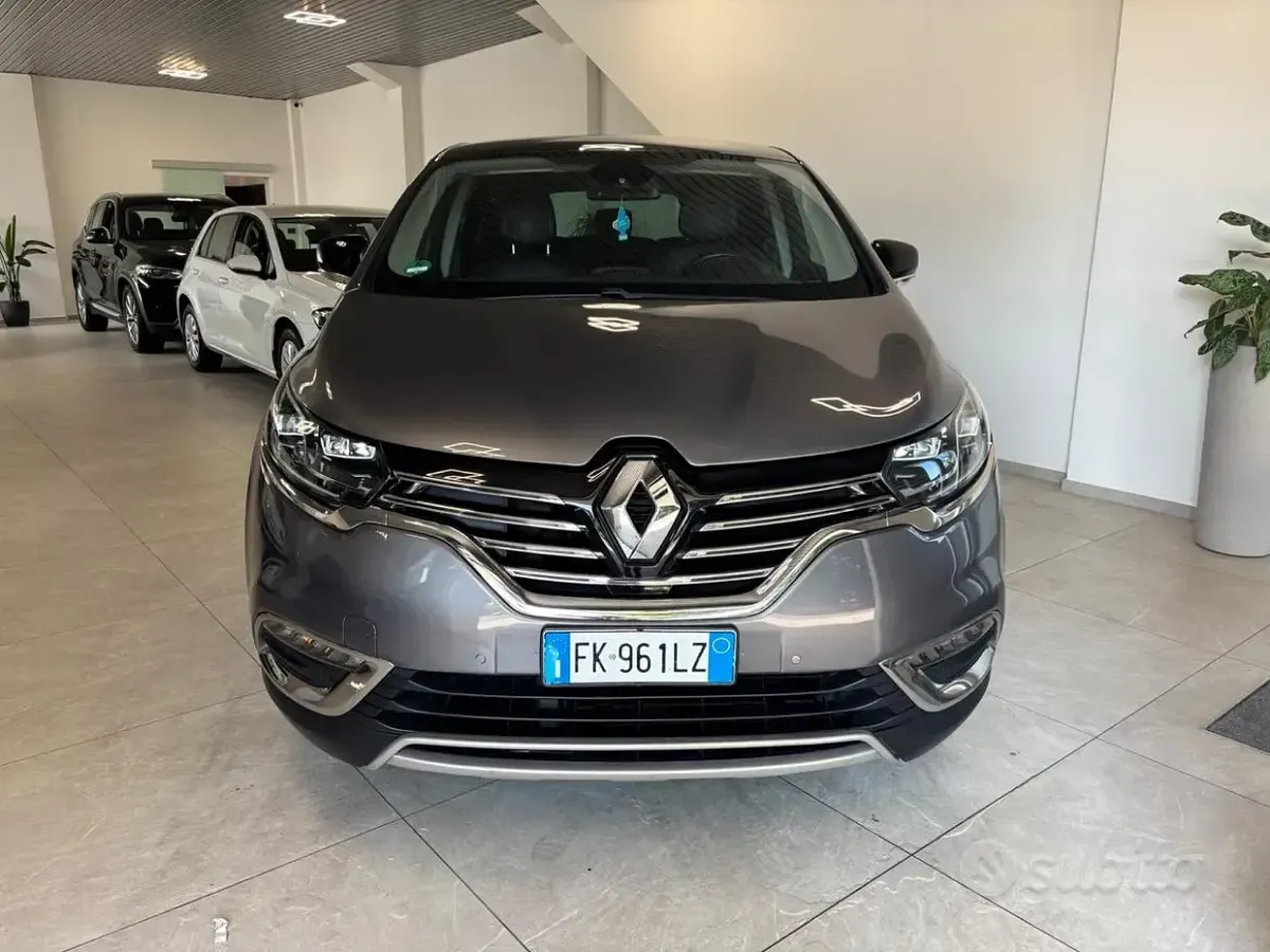 Usata Renault Espace Initiale Paris 160 CV (117 kW) 2017 Grigio Monovolume