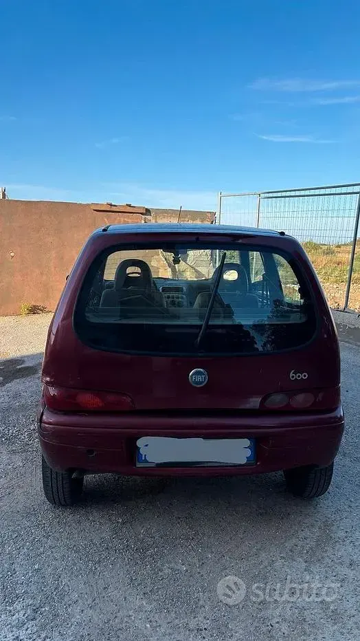 Usata Fiat 600 54 CV (39 kW) 2006 Rosso Utilitaria