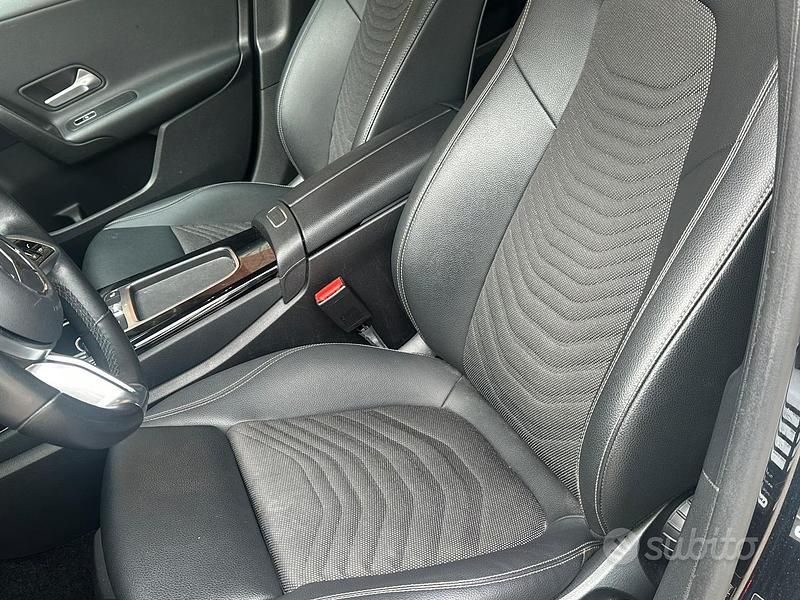 Usata Mercedes A180 Business 2023 Nero Berlina
