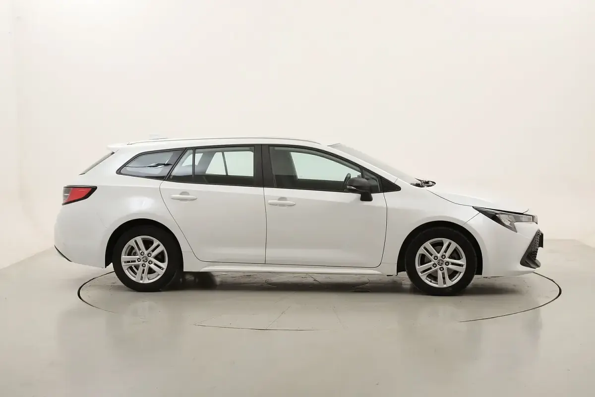 Usata Toyota Corolla Business Edition 122 CV (89 kW) 2022 Station wagon