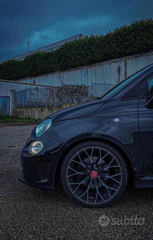 Usata Abarth 595 145 CV (106 kW) 2018 Nero Utilitaria